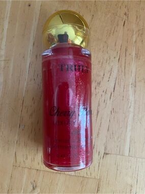 Truly Cherry Baby Luxury Lip Oil - Red. Sealed NIP peptide & ceramide NWT